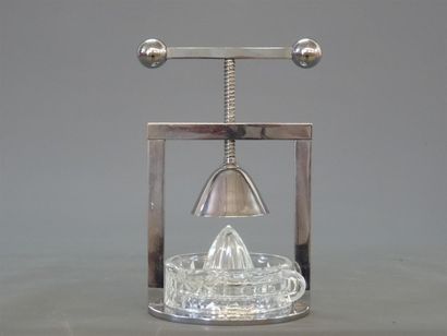 Jacques ADNET (1901-1984) Presse agrume en...