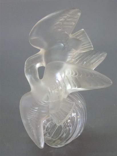 LALIQUE France - pour Nina Ricci Flacon en...