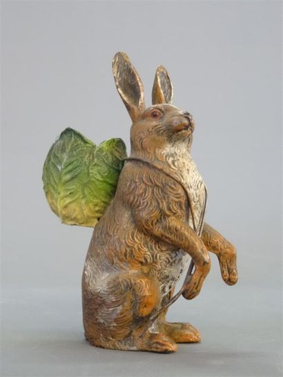 Vienne : Lapin, sujet en plomb à patine naturaliste....