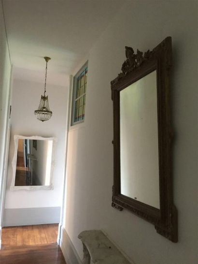Miroir cadre doré et miroir laqué blanc.