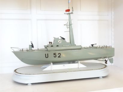 Bateau bombardier Gil Club en métal 

L_65...