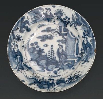Delft
Plat rond à décor en camaïeu bleu au...