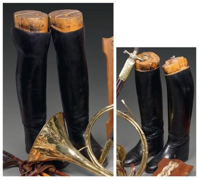 Deux paires de bottes d'équipage en cuir...