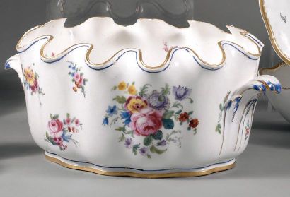 Sèvres
Seau à verre crénelé ovale en porcelaine...