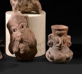 Lot of five various objects in terra cotta,...