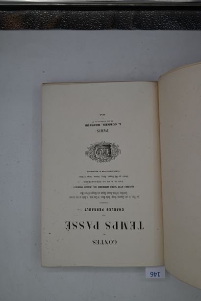 PERRAULT (Charles). Contes du temps passé,...