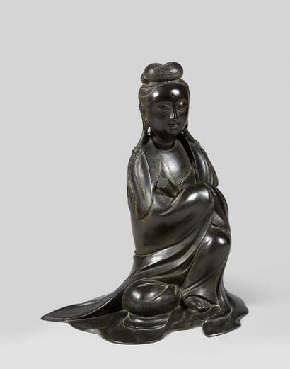 Fine patina bronze statue of the goddess...