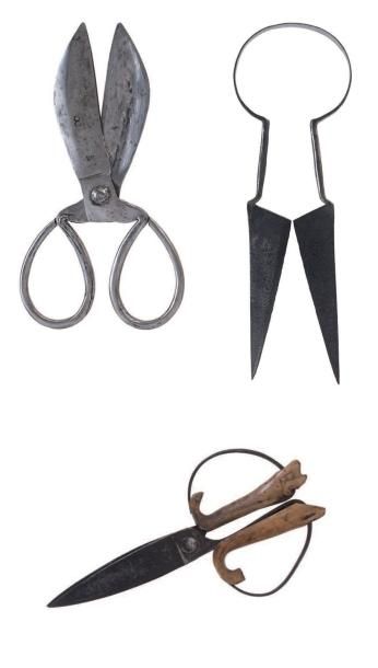 Trois instruments pour tondre les moutons...