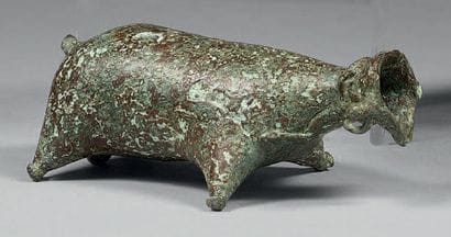 * BALSAMAIRE en forme d'outre de porc
Bronze...