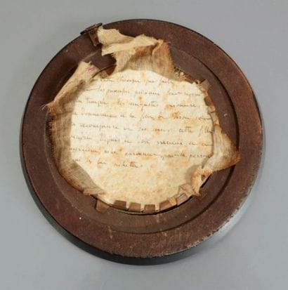 * PRISON DU TEMPLE - PRÉCIEUX SOUVENIR HISTORIQUE
Marie-Thérèse,...