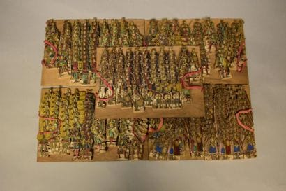 L'armée de Jeanne d'Arc en papier découpé,...