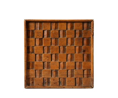 Damier pour jeu de dames en pin cembro, composé...