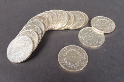 15 pièces de 10F Hercule en argent (poids...