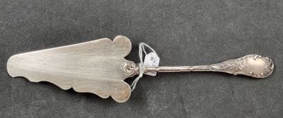 Pelle à gâteau en argent, poinçon Minerve,...