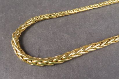 Collier en or jaune (750/1000e) à mailles...