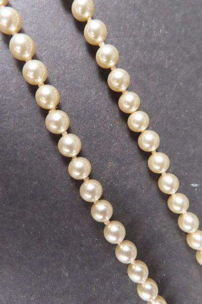 Collier de perle de culture, fermoir en or...