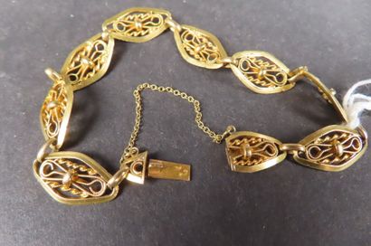 Bracelet en or jaune (750/1000e) à mailles...
