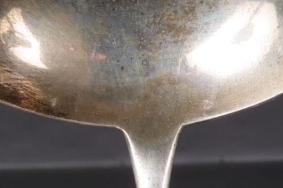 Louche en argent, poinçon Minerve, modèle...