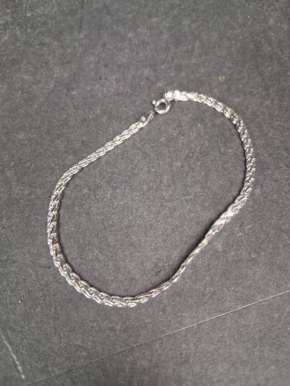 Bracelet à mailles plates articulées en or...