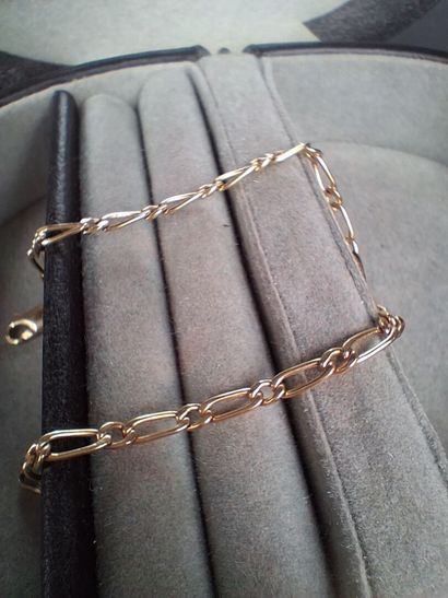 Bracelet à mailles cheval en or jaune (750/1000e)...