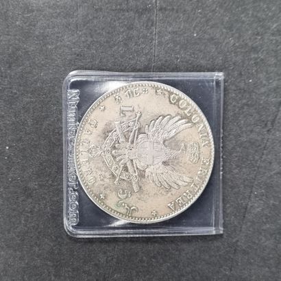 Lot comprenant : 1 pièce en argent de 5 lires...