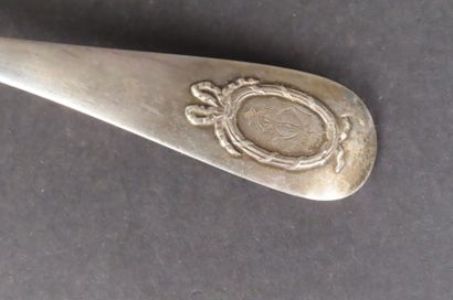 Louche en argent, poinçon Minerve, modèle...