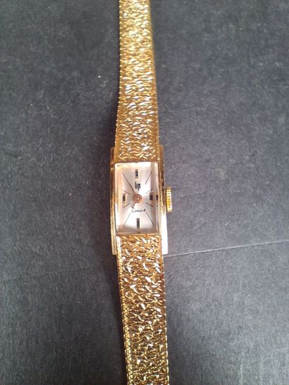 LIP. Montre de dame, boîtier et bracelet...
