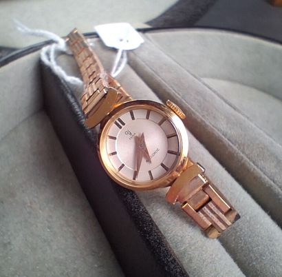YEMA. Montre de dame, boîtier rond en or...