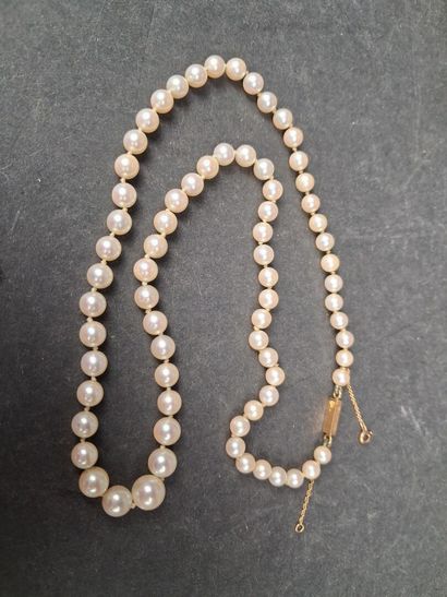Collier de perles de cultures, fermoir en...