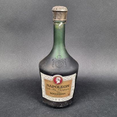1 b. COGNAC Napoléon Vieille fine Champagne...