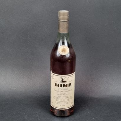 1 b. COGNAC Hine Vieille fine Champagne réservée...