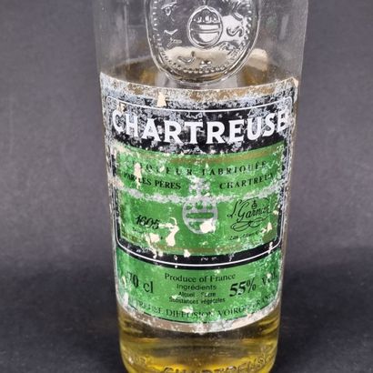 1 bouteille de CHARTREUSE (entamée, ea)