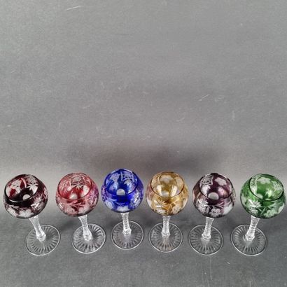 Cristal de Lorraine. Suite de 6 verres en...