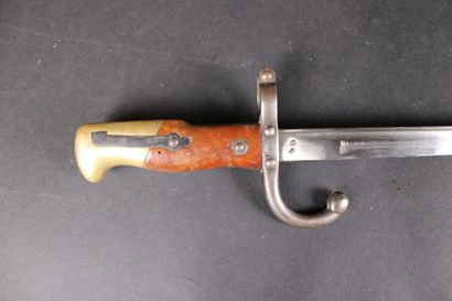 Baïonnette modèle 1874 pour fusil Gras, poignée...
