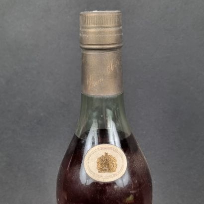 1 b. COGNAC Hine Vieille fine Champagne réservée...