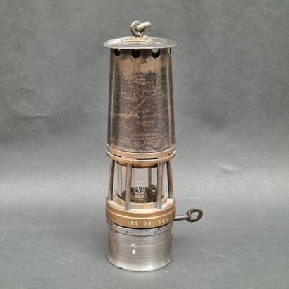 Lampe de sûreté de mineur en acier et laiton,...
