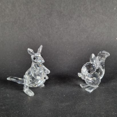 SWAROWSKI. Lot de 2 sujets en cristal de...
