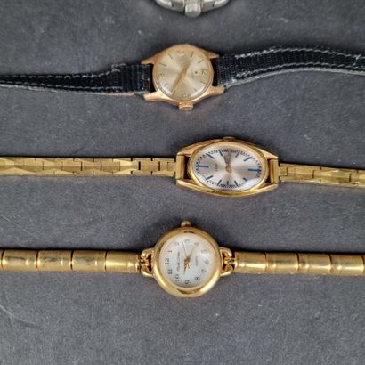 Lot de montres comprenant : 1 montre de dame...