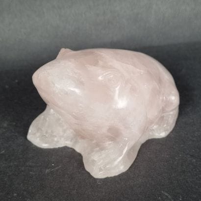 CHINE. Lot de 2 sujets en quartz rose sculpté...