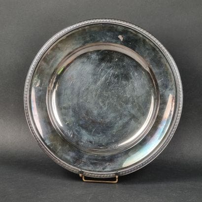 CHRISTOFLE. Plat circulaire en métal argenté,...