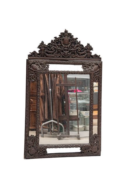 Miroir à parecloses de style Flamand en bois...