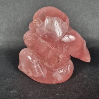 CHINE. Lot de 2 sujets en quartz rose sculpté...