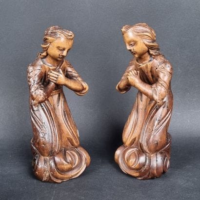 Paire de statuette sen bois sculpté, personnages...