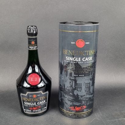 1 b. BENEDICTINE Single Cask (1L), avec ...