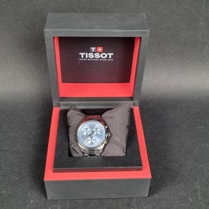 TISSOT PR 100. Montre bracelet chronographe,...