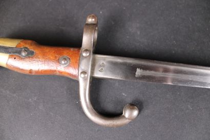 Baïonnette modèle 1874 pour fusil Gras, poignée...