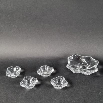 BACCARAT. Lot comprenant : 1 vide poche en...