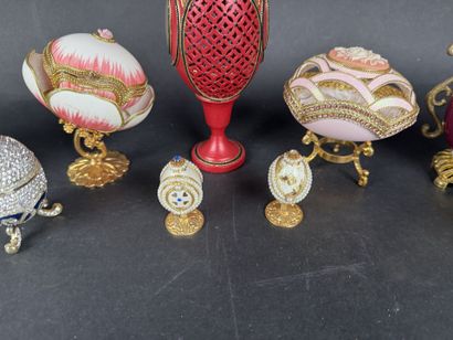 Lot de 11 oeufs de canard et caille décoratifs,...