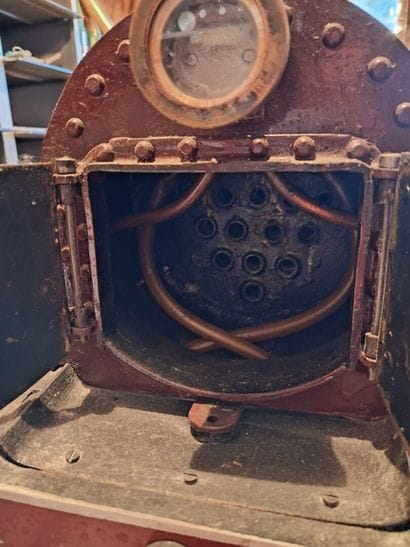 Modèle réduit d'une locomotive Bourbonnais...
