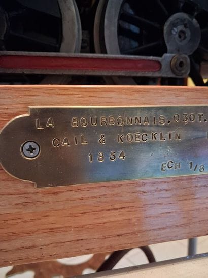 Modèle réduit d'une locomotive Bourbonnais...